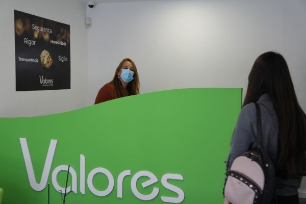 Valores: compra e venda de ouro
